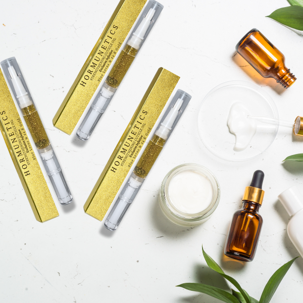 BLUE LOTUS & 24 K GOLD-STRENGTHENING CUTICLE OIL-